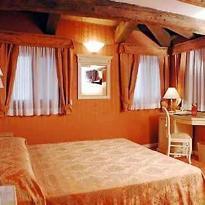 Lanterna Di Marco Polo 3*, Venice Italy