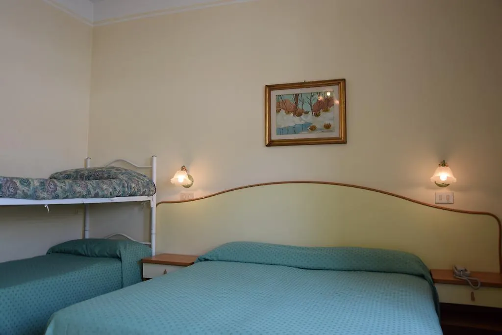 Hotel Italia Marina di Massa