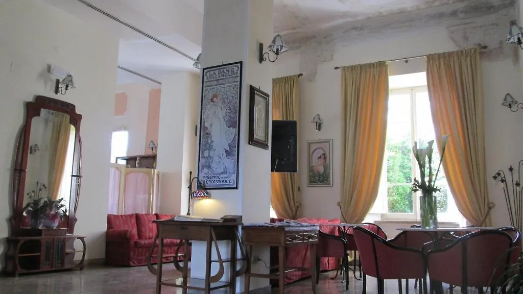 Hotel Italia Marina di Massa 3*,