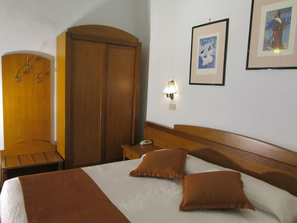 Hotel Italia Marina di Massa
