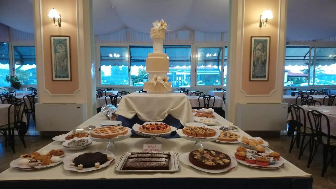Hotel Italia Marina di Massa