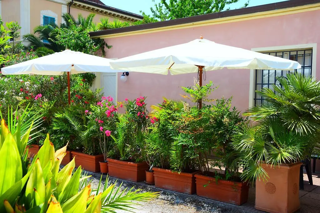 Hotel Italia Marina di Massa