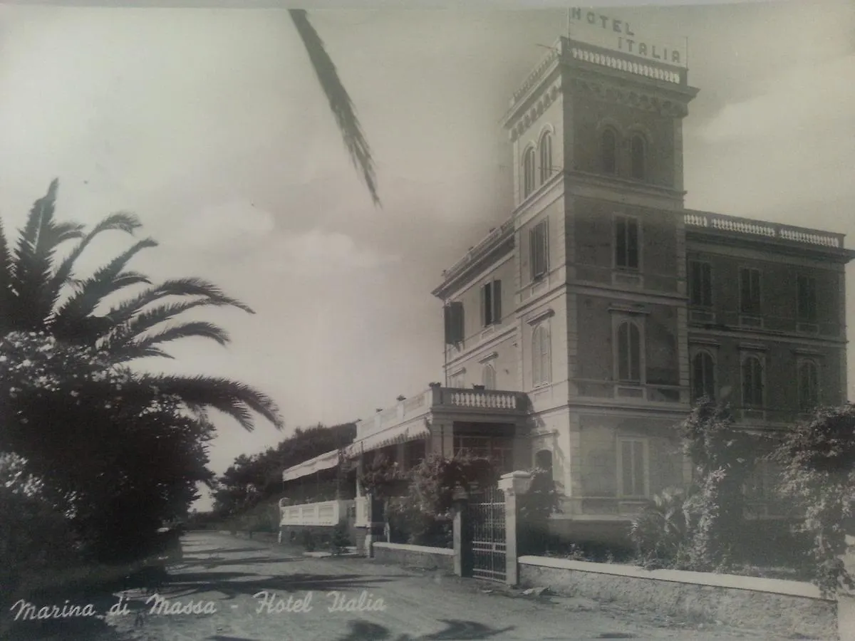 Hotel Italia Marina di Massa 3*,