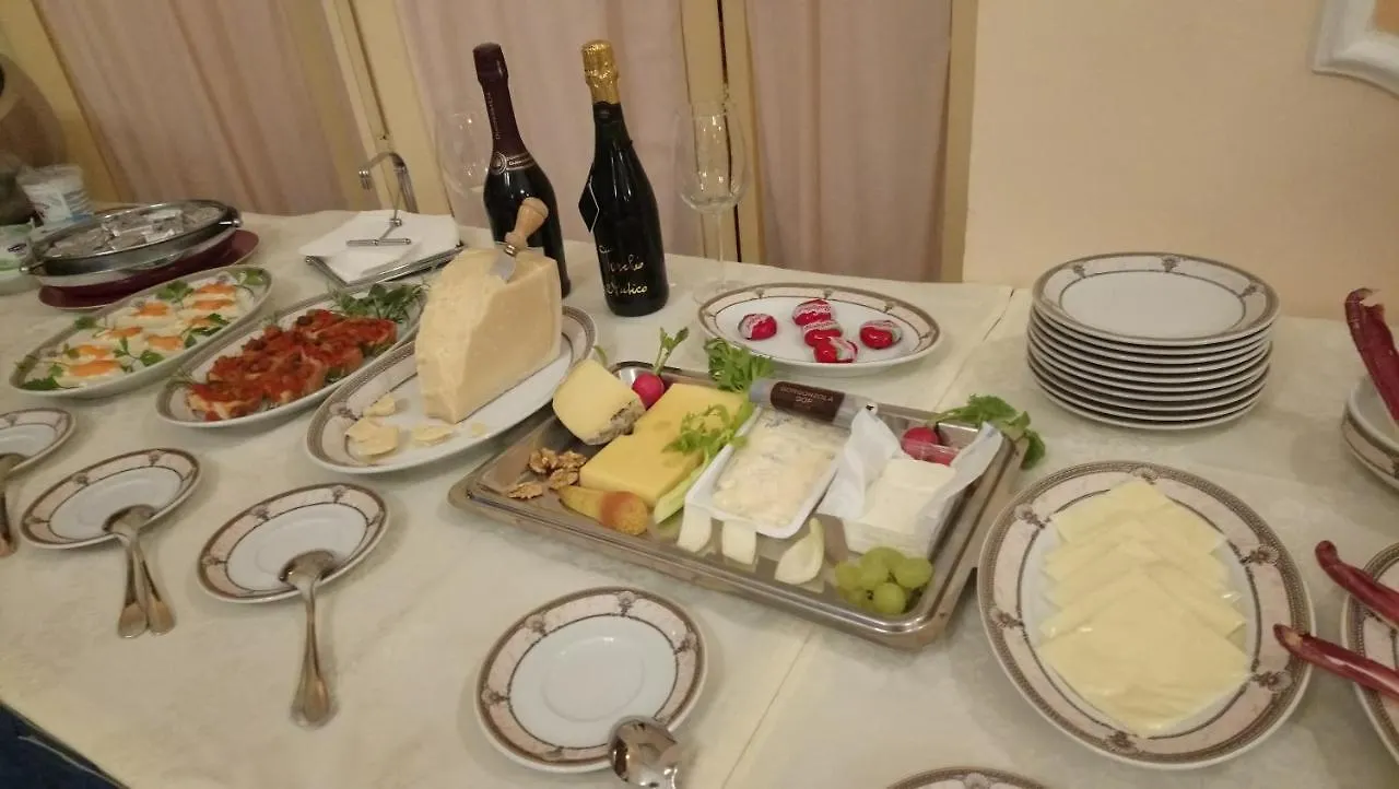 Hotel Italia Marina di Massa Italy